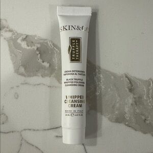 🌸5/$25🌸 Skin & Co black truffle whipped polishing cleansing cream